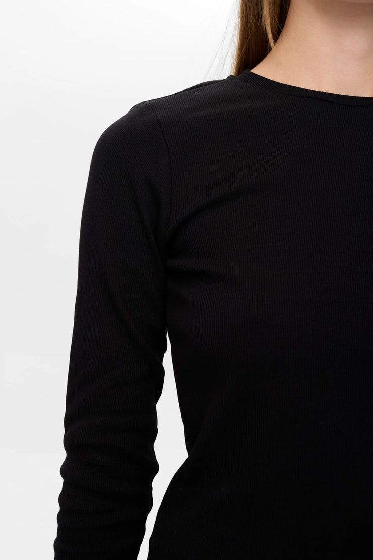 Numph Nuriley Long Sleeved Tee - Caviar