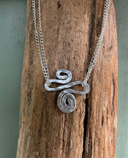 Hammered Double Chain Curly Necklace