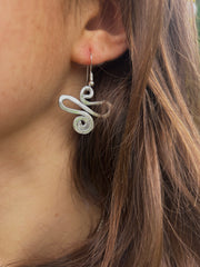 Hammered Small Curly Earrings