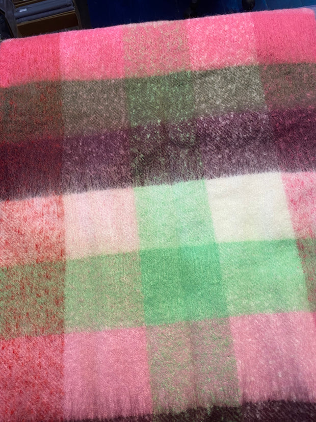 Numph Nusasha Scarf - Fandango Pink