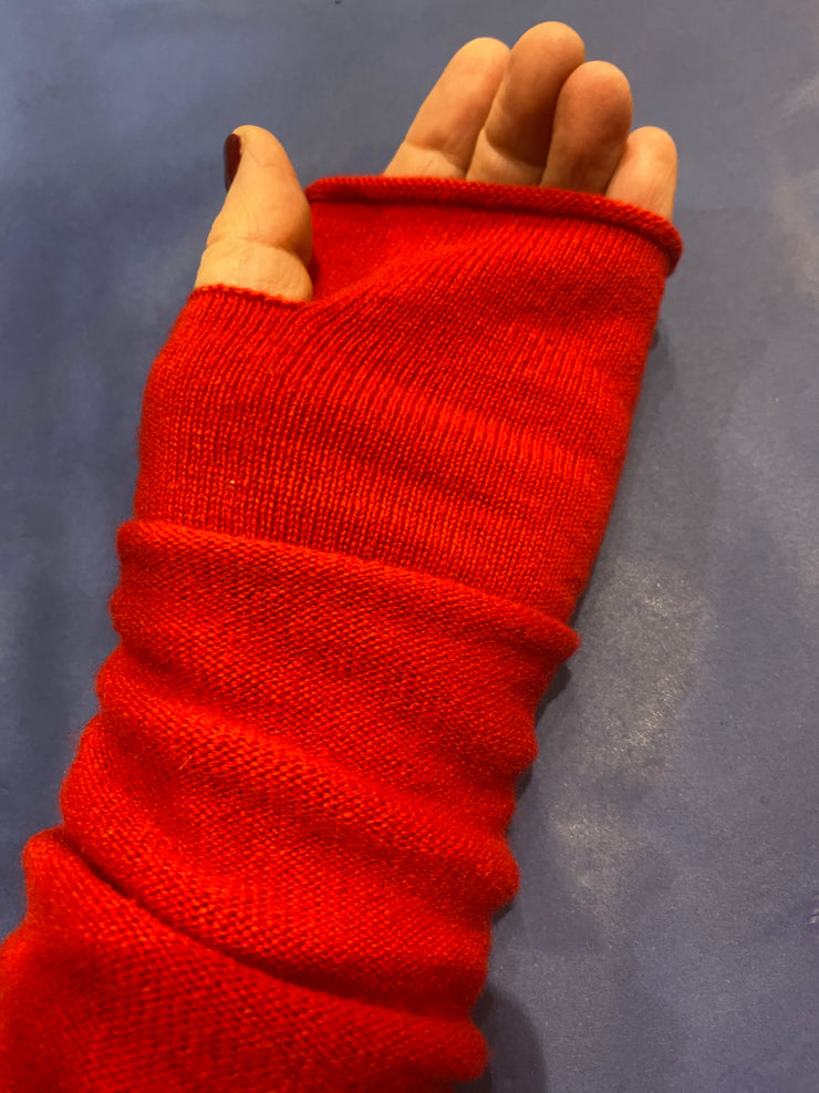 Moray Wark Cashmere Wrist Warmers - Red