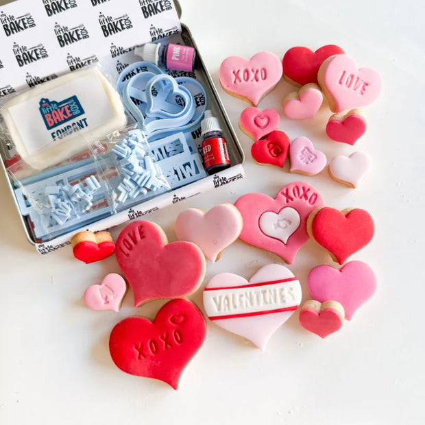 Biscuit Baking & Decorating Kit - Valentine's Lots Of Love