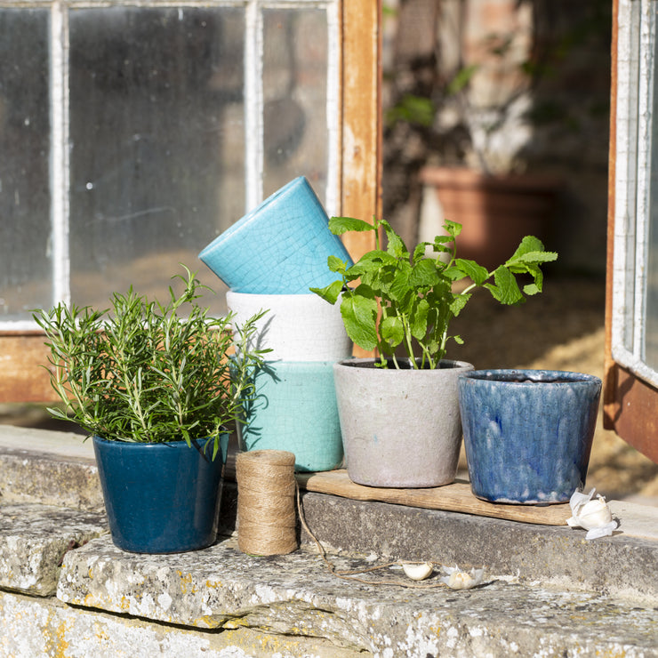 Dutch Plant Pots in Assorted Colours - Plain