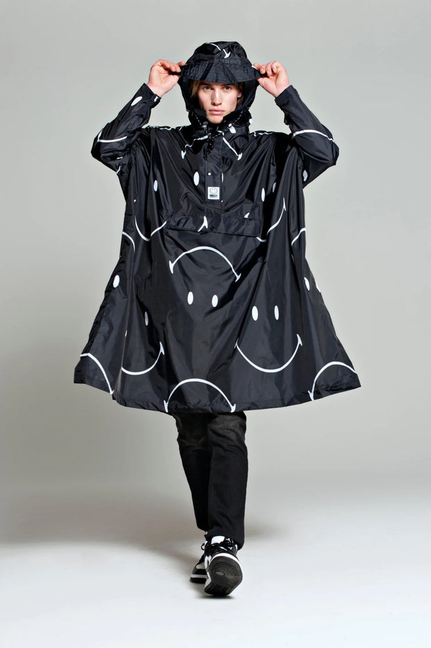 Rainkiss Unisex Recycled Rain Poncho - Classic Smile x Smiley