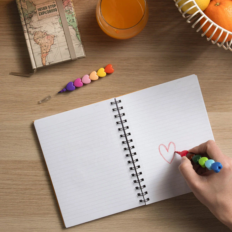 Legami 12 Stackable Heart Crayons - Dream in Colour