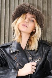 Lollys Laundry Fleece Bucket Hat in Mocha