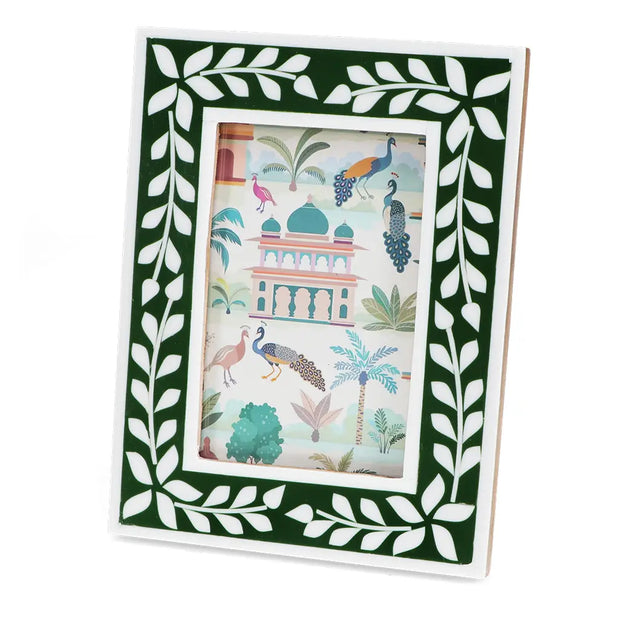Resin Photo Frame - Green 9x14cm